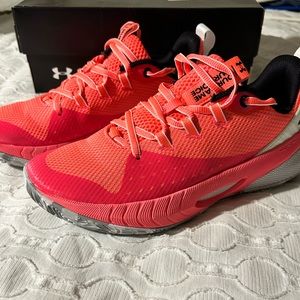 Women’s Under Armour HOVR Ascent shoe, size 10